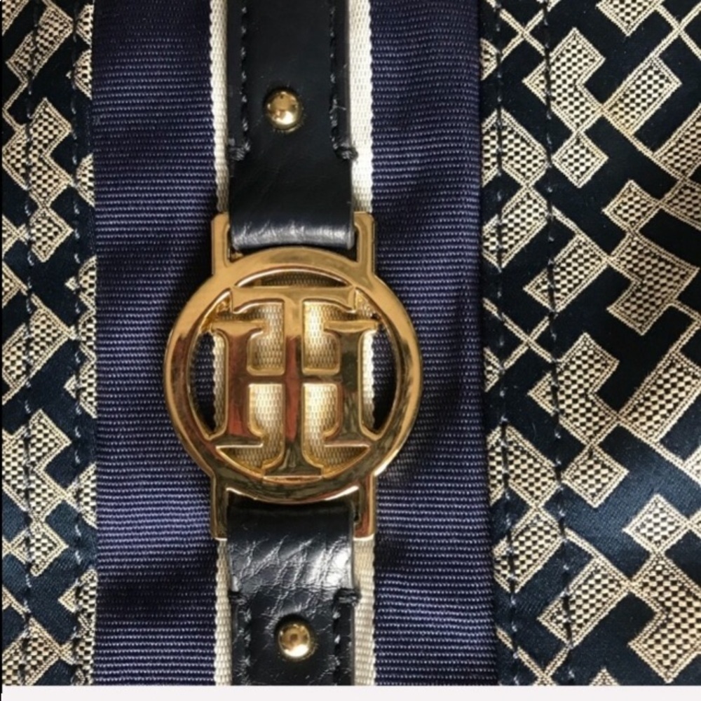 Tommy Hilfiger Navy Shoulder Bag Gold Hard… - Picture 2 of 9